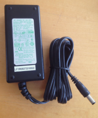 Блок питания LENOVO JTA0410G-B 40Y8688 5.0V , 3A, AC POWER ADAPTOR