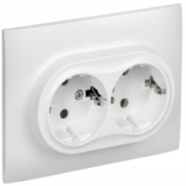 Розетка двухместная SK-R21-16-K01-F, арктическая SK-R21-16-K01-F для моделей iek