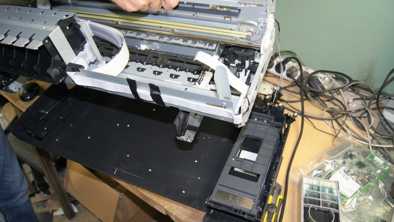 планшетный принтер для печати на твердых поверхностях