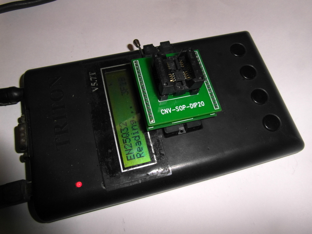 Прошивка микросхемы 25q32 тритоном