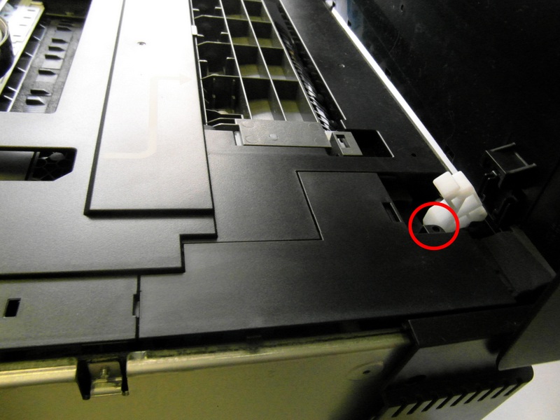 Болт крышки для снятия шлейфов сканера Epson 720/ 730